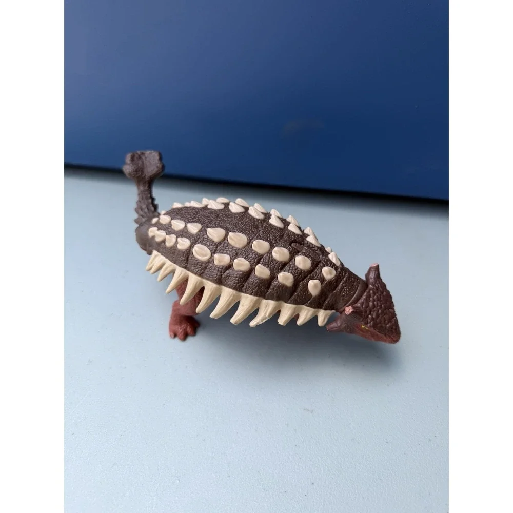Jurassic World Dominion Roar Strikers Ankylosaurus Dinosaur